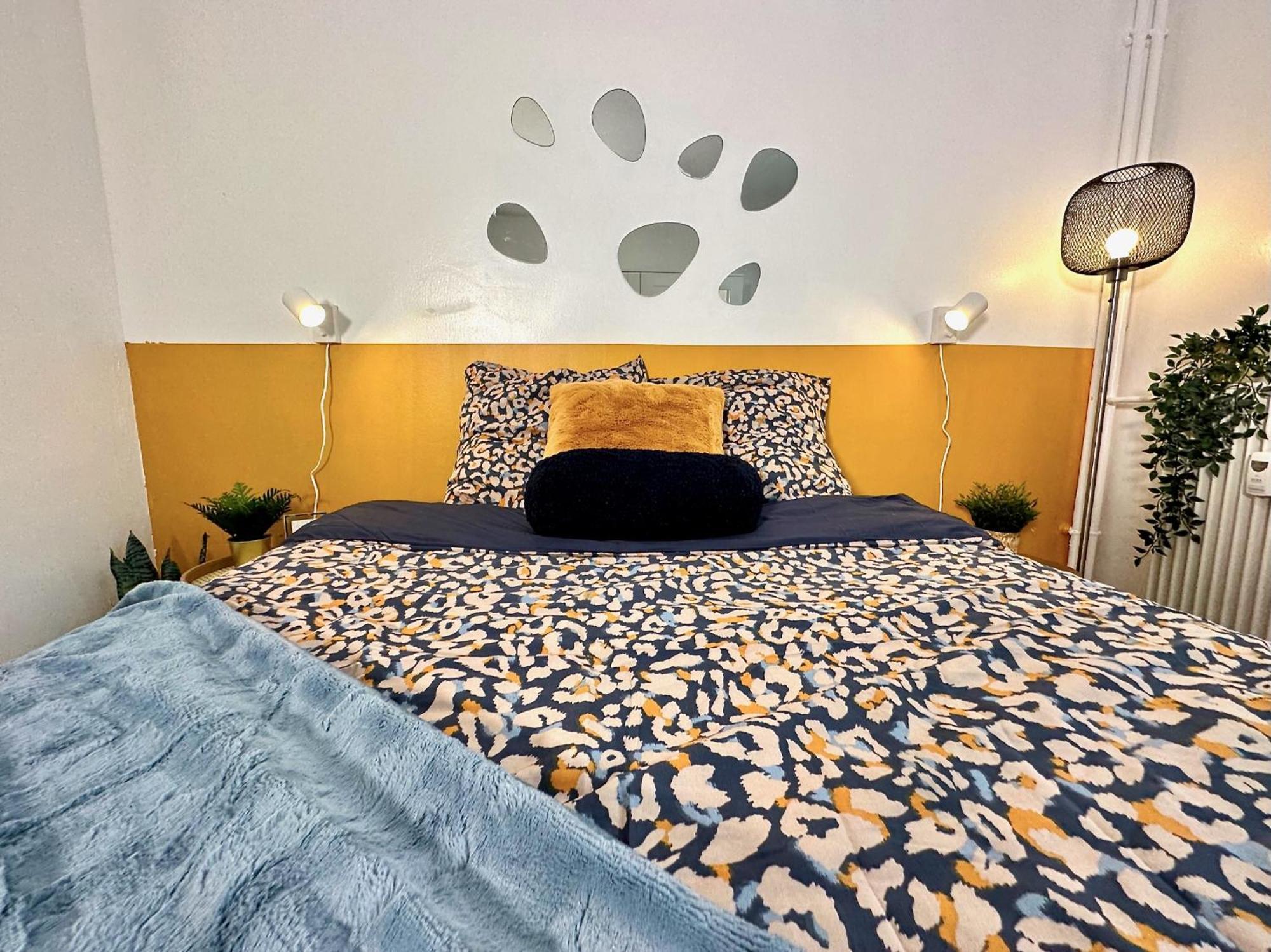 Le Bleu Soleil - A 2 Min Du Metro - 7 Min De Paris Apartment Maisons-Alfort Exterior photo
