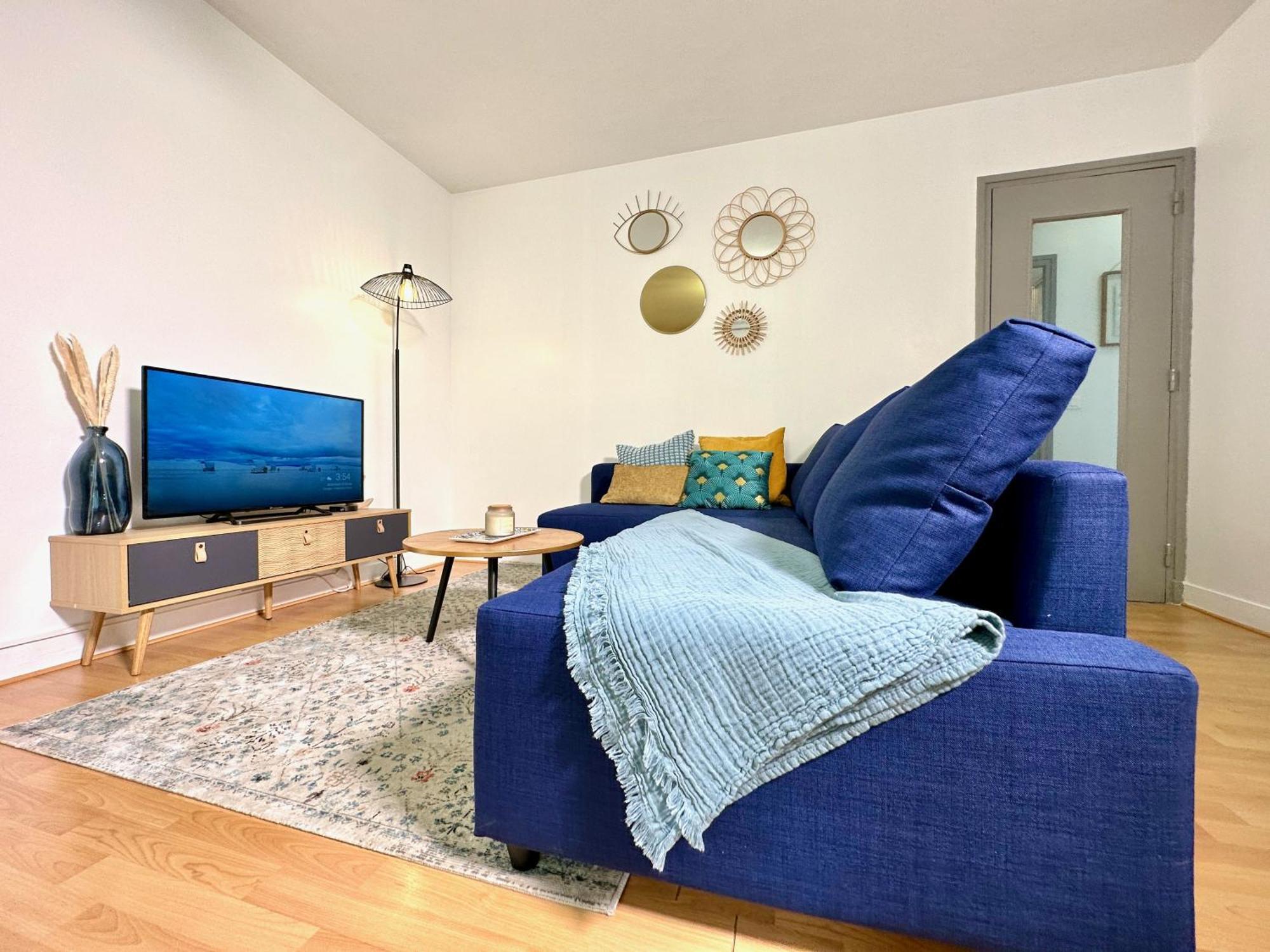 Le Bleu Soleil - A 2 Min Du Metro - 7 Min De Paris Apartment Maisons-Alfort Exterior photo